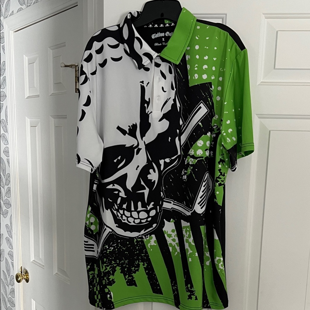Green and Black Skull Graphic Men's Shirt
